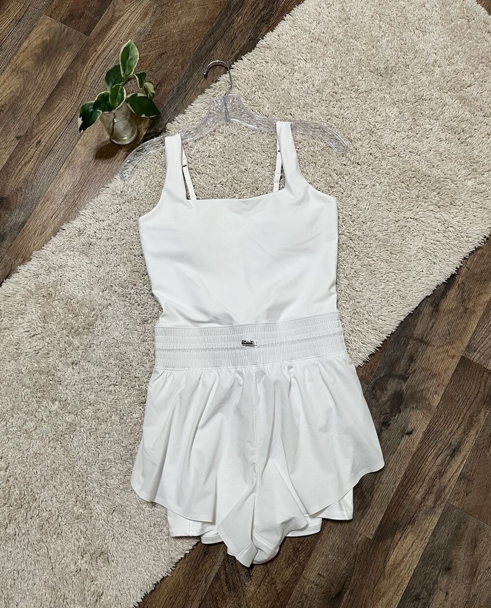 Abercrombie & Fitch YPB Size Medium White Square Neck Activewear Romper